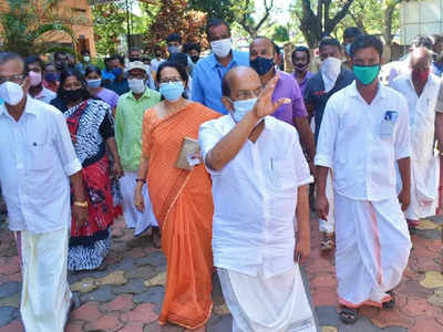 ജി സുധാകരന്റെ പേര് വെട്ടി; അറിയില്ലെന്ന് സലാം എംഎൽഎ, വിവാദത്തിന് പിന്നാലെ പുതിയ നോട്ടീസ് പുറത്തിറക്കി