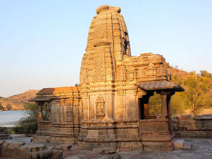 सास बहू मंदिर, ग्वालियर - Saas Bahu Temple, Gwalior in Hindi