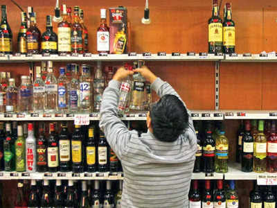 Delhi News: 17 नवंबर से नहीं खुलेंगी नई शराब की दुकानें, न मिलेगी पसंद की वाइन!
