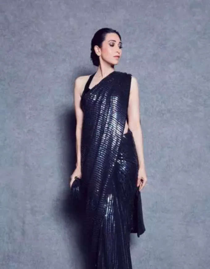 Sequin Saree Bollywood: সিকুইনের শাড়ির জৌলুসে মাতোয়ারা জেনেলিয়া থেকে মালাইকা