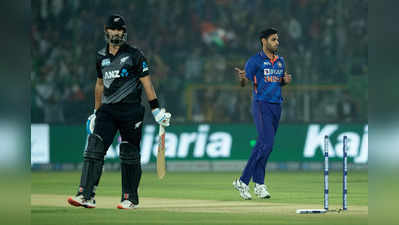 IND vs NZ : न्यूझीलंडची जोरदार फटकेबाजी, भारतापुढे किती धावांचे आव्हान ठेवले पाहा...