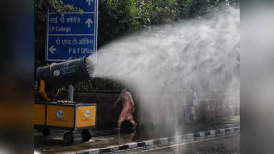 Delhi Pollution: प्रदूषण को कम करने के लिए एंटी स्मॉग गन का इस्तेमाल, हर दिन 15 टैंकरों से धूल पर पानी की बौछार