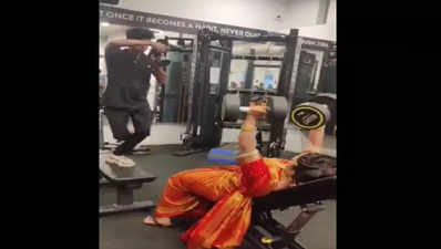 Viral Video : ಜಿಮ್‌ನಲ್ಲಿ ಪ್ರೀ ವೆಡ್ಡಿಂಗ್ ಫೋಟೋಶೂಟ್ ! : ಸಾಧನಗಳೊಂದಿಗೆ ಯುವತಿಯ ಪೋಸ್