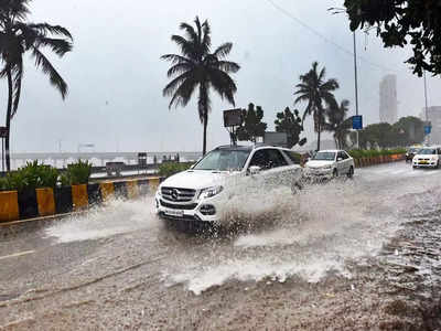 മഴ തുടരുന്നു! സുരക്ഷിതമായി ഡ്രൈവ് ചെയ്യാൻ ഈ 11 കാര്യങ്ങൾ ശ്രദ്ധിക്കാം