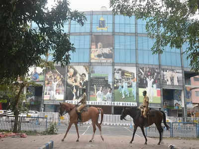 ইডেনে টিকিট ঘিরে দেদার কালোবাজারি, ধৃত ১২