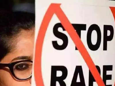 Delhi Rape News: दिल्ली में किशोरी के साथ अपहरण के बाद रेप, आरोपी नागरिक सुरक्षाकर्मी गिरफ्तार