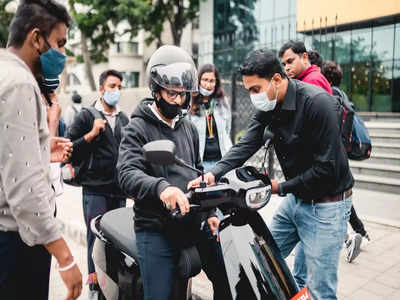 अजून १ महिना बघावी लागणार वाट! कंपनीने पुढे ढकलली Ola Electric Scooter ची डिलिव्हरी तारीख