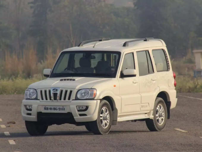 ​१) Mahindra Scorpio -