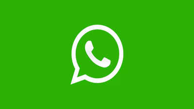 WhatsApp sticker: WhatsApp चॅटिंग होणार आणखी मजेदार, येतेय हे जबरदस्त फीचर