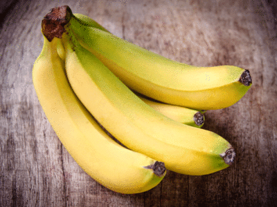 storing bananas: வாழைப்பழங்கள் விரைவிலேயே அழுகிப் போய்விடுகிறதா... இந்த ட்ரிக்ஸ்களை பாலோ பண்ணுங்க
