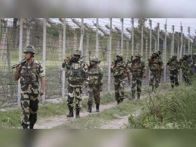 Jammu Kashmir News: राजौरी में सेना ने नाकाम की आतंकियों की घुसपैठ, एक को मार ग‍िराया