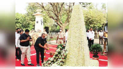 संविधानामुळे लोकशाही अधिक सक्षम