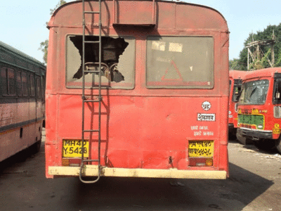 MSRTC Bus: नगर जिल्ह्यात शेवगावमध्ये तीन एसटी बसवर दगडफेक