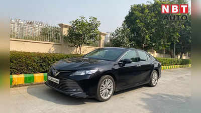 Toyota Camry Hybrid Review: अपग्रेड की जरूरत, पर मिलता है लग्जरी अहसास