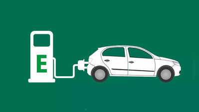 EV Sales: भारत में इलेक्ट्रिक कार की बढ़ती बिक्री से क्या पेट्रोल पंप हो जाएंगे बंद, जानिए क्या है संकेत