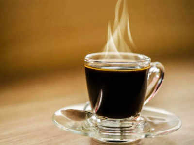 Black Tea Vs Black Coffee: শীতের সকালে কালো চা নাকি কফি? পড়ুন, বিশেষজ্ঞ পরামর্শ
