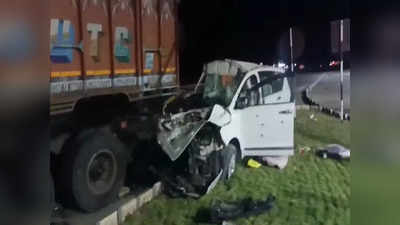 Shajapur Accident News: खड़े ट्रक में घुसी कानपुर से लौट रही बारातियों की कार, दुल्हन समेत तीन घायल, एक की मौत