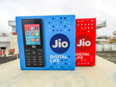 ಗ್ರಾಹಕರಿಗೆ ಶಾಕ್‌ ನೀಡಿದ Jio; ಏರ್‌ಟೆಲ್‌, ವೊಡಾಫೋನ್‌ ಬಳಿಕ ಜಿಯೋದಿಂದಲೂ ಡೇಟಾ, ಕರೆ ದರ ಏರಿಕೆ