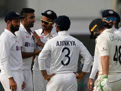 Ashwin Breaks Harbhajan Record: रविचंद्रन अश्विन ने तोड़ा हरभजन सिंह का सबसे बड़ा रिकॉर्ड, बने टेस्ट में भारत के तीसरे सर्वश्रेष्ठ गेंदबाज