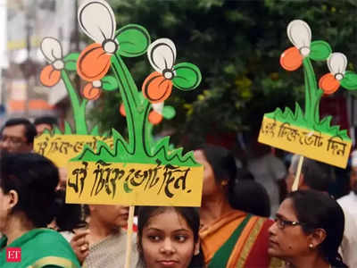 রসিদ কেটে ভোটের জন্য টাকা তুলছে তৃণমূল, অভিযোগ দায়ের হল থানায়