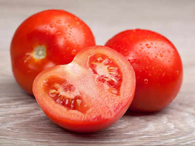 Tomatoes : തക്കാളി കഴിച്ചാൽ ചെറുതല്ല ഗുണങ്ങൾ