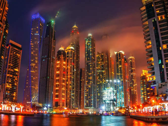 दुबई में लाइट एंड शो - Light Displays in Dubai in Hindi