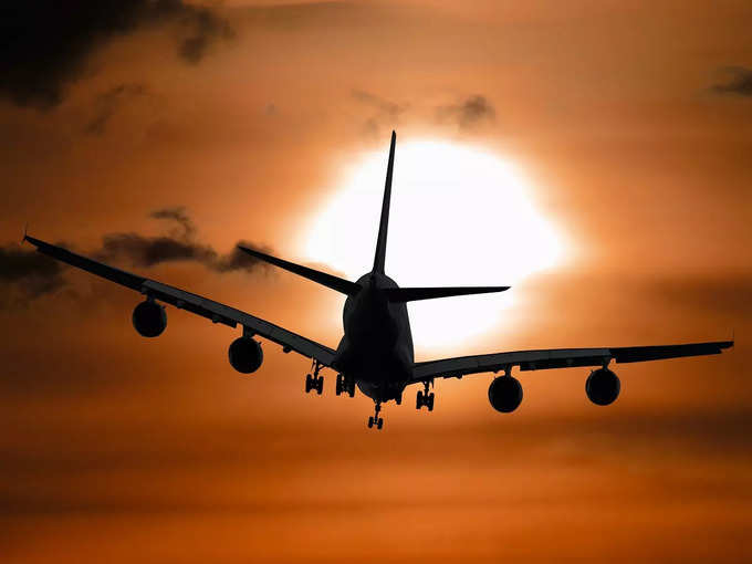 सस्ती उड़ानों के माध्यम से यात्रा करें - Travel via cheap flights in Hindi