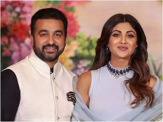 Shilpa Shetty and Raj Kundra: Their Involvement in Controversies of Money Laundering, Pornography, and Eviction  - शिल्पा शेट्टी और राज कुंद्रा का विवादों से नाता: मनी लॉन्ड्रिंग, पोर्नोग्राफ़ी और बेदखली के आरोप- DMkhabri
