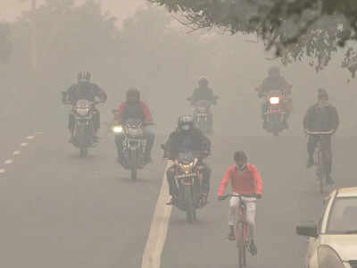 Delhi Pollution Report: देश में सबसे प्रदूषित रही दिल्ली, एयर क्वॉलिटी बहुत खराब