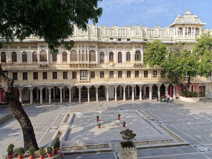 उदयपुर में सिटी पैलेस - City Palace in Udaipur in Hindi
