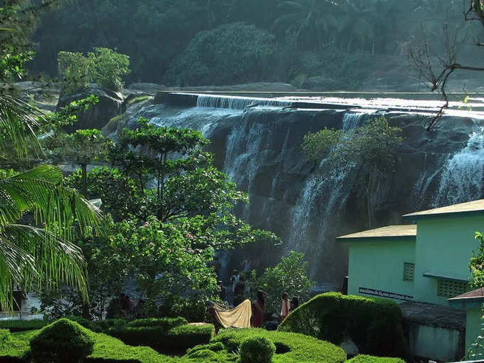 ​೨. ತಿರ್ಪರಪ್ಪು ಜಲಪಾತ