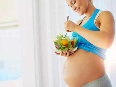 Pregnancy Diet : மூன்று மாத கர்ப்பம்: குமட்டல் உச்சத்தில் இருக்கும் போது என்ன சாப்பிடணும், என்ன தவிர்க்கணும்?