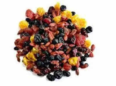 चविष्ट आणि हेल्दी नाश्ता दररोज… dried berries