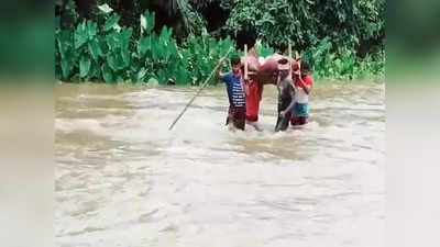 చనిపోయినా చంపావతి దాటాల్సిందే.! గిరిజన బిడ్డల దైన్యం