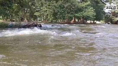 ஒகேனக்கல் காவிரி ஆற்றில் நீர்வரத்து 18 ஆயிரம் கனஅடியாக அதிகரித்துள்ளது!