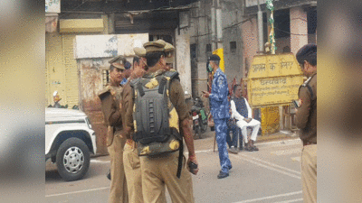 Mathura news: मथुरा में चप्पे-चप्पे पर पुलिस, शाही ईदगाह पर जलाभिषेक की धमकी के बाद अलर्ट