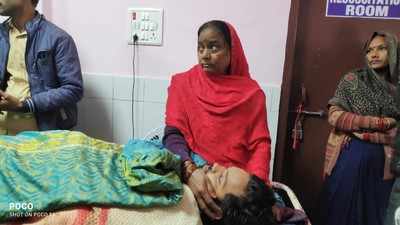 Bihar News : कैमूर में पंचायत चुनाव से पहले मुखिया प्रत्याशी के पति पर जानलेवा हमला, सदर अस्पताल में भर्ती