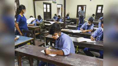 Omicron: मुंबईतील शाळा १५ डिसेंबरपासून सुरु? जाणून घ्या महत्वाची अपडेट