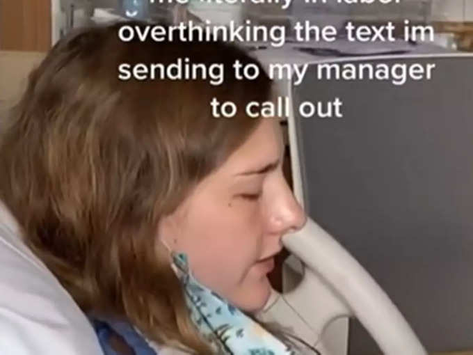 woman texts boss while in labour video viral