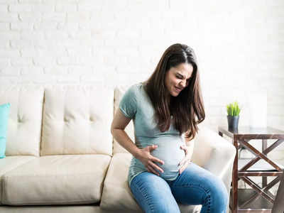 Home birth tips : शुरू हो गया लेबर पेन! और घर पर अकेली हैं आप? ऐसे में कैसे करें खुद की मदद