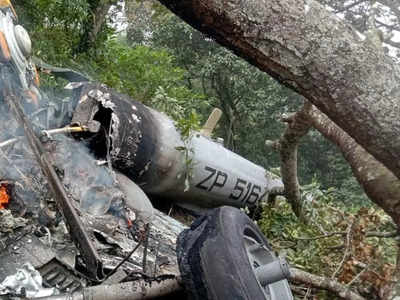 Bipin Rawat Helicopter Crash धक्कादायक: हेलिकॉप्टरमधील १४ पैकी १३ जणांचा मृत्यू, डीएनए टेस्टनंतरच...