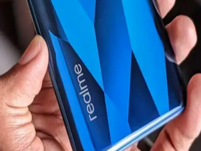 Realme GT 2 Pro: पॉवरफुल प्रोसेसरसह पॅक्ड  Realme GT 2 Pro ची किंमत, इमेजेस लाँच आधीच  लीक, पाहा डिटेल्स