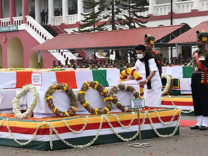 तमिलनाडु के मुख्यमंत्री एमके स्टालिन ने दी श्रद्धांजलि