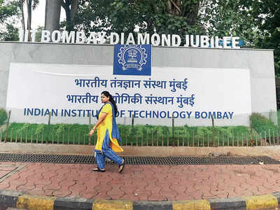 IIT Bombay Placements 2021: आयआयटी मुंबईतल्या विद्यार्थ्यांना १,२०१ जॉब ऑफर्स