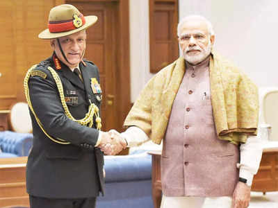तुझे भूलेगा ना तेरा हिंदुस्तान... अपने सेनापति का पार्थिव शरीर लेने खुद आए PM मोदी