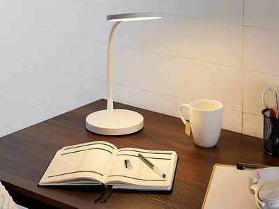 बिजली कटने पर भी काम आएंगे ये LED Table Lamp, कम बिजली से कर सकते हैं चार्ज