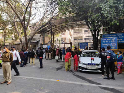 Rohini Court Blast: वकीलों ने रोहिणी कोर्ट की सुरक्षा व्यवस्था पर उठाए सवाल