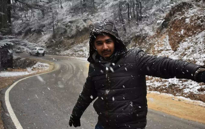 Snowfall In India: বিদেশ নয়, শীতে বরফ উপভোগ করতে হলে চলে যান দেশের এই ১০ শহরে!