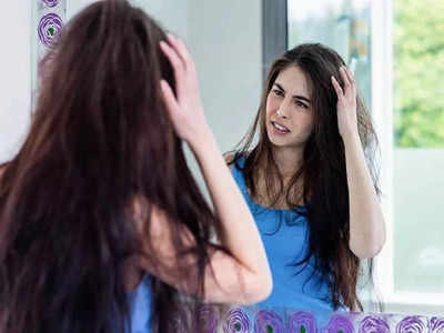 hair care tips: முடி வறண்டு இருக்கு... ஆனா உச்சந்தலை எண்ணெய் பசையா இருக்கா... சரிசெய்ய என்ன செய்யலாம்...