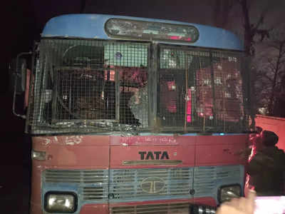 Shrinagar Terrorist Attack: सुंदर घाटी में आतंक का हो अंत! जेवन में पुलिस टीम पर आतंकी हमले पर भड़का आक्रोश, राहुल गांधी और अन्य नेताओं की आई प्रतिक्रिया